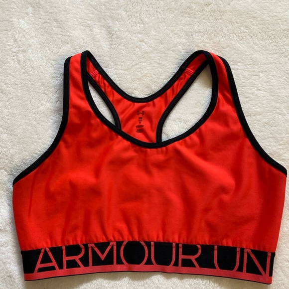 Under Armour Other - Under Armour sports bra size M